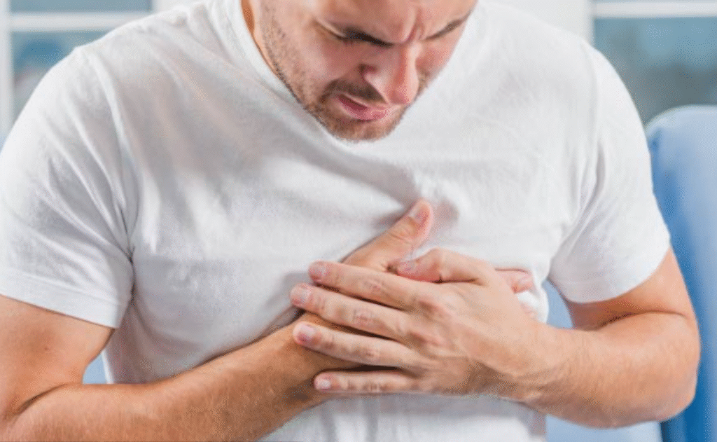 imagem ilustrativa de dor no peito, que pode ser ansiedade