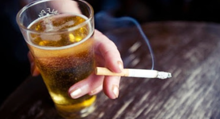 ALCOL E CIGARRO